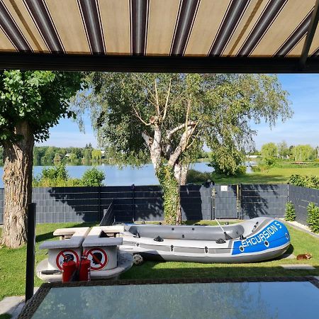 Ferienhaus Am See Hungen Exteriör bild