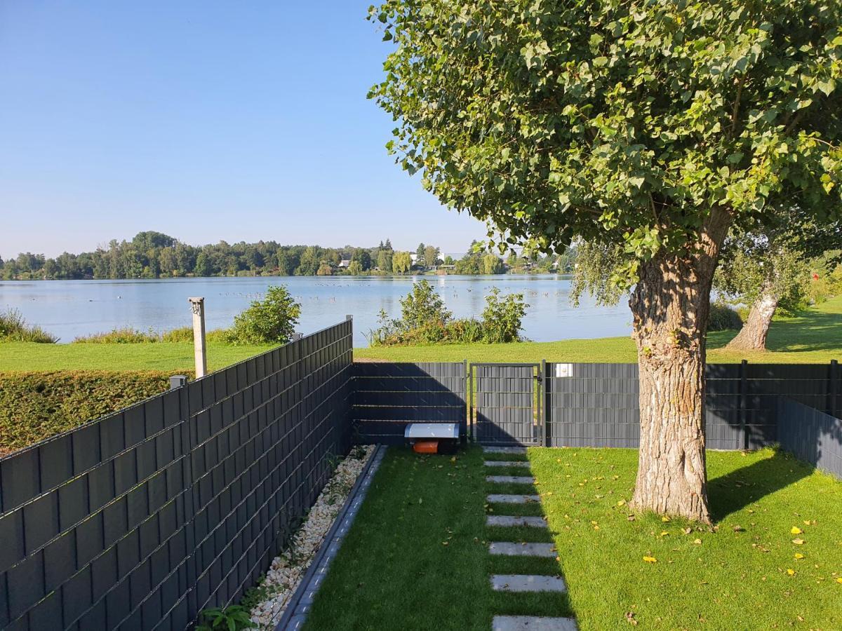 Ferienhaus Am See Hungen Exteriör bild